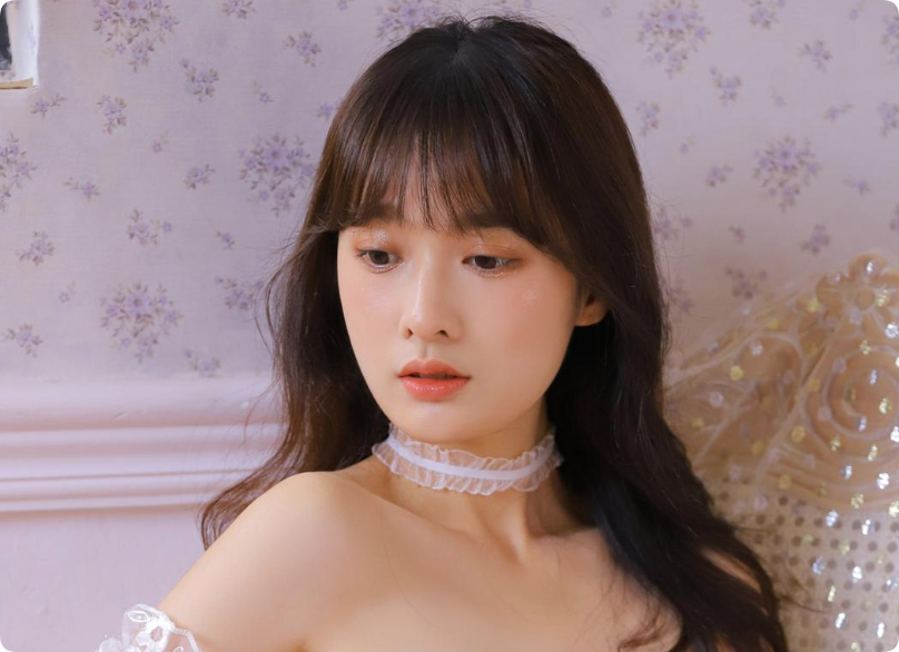 从“干爹”到“糖爹”：中西方包养文化对比